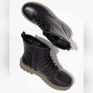 VICI Soda Martina Lace Up Combat Boots Black Size 8